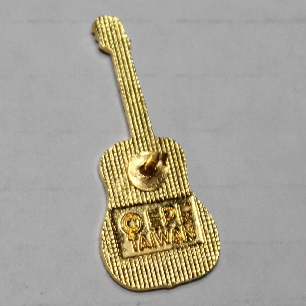 Graceland Elvis Presley Guitar Pin Red Gold Cloisonne Enamel EPE Rock Roll Music